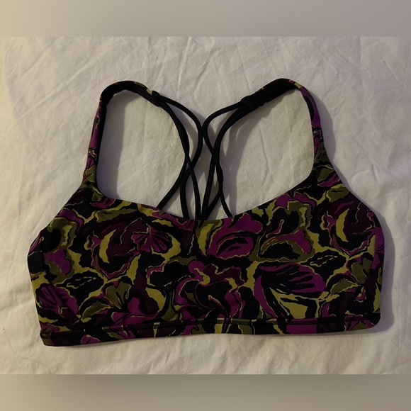 Lululemon Free To Be Zen Bra in Mini Boom Bloom Chartreuse Green Aurora / Black - Picture 5 of 10